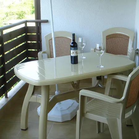 Salut In Viyana Apartment Nesebar
