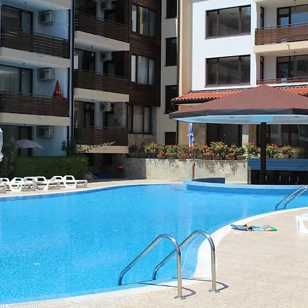Salut In Viyana Apartment *